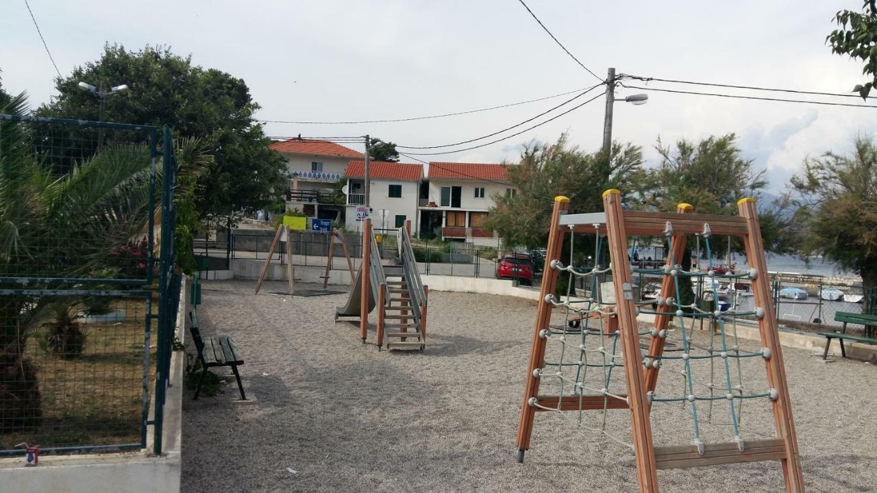 San Apartments Slatine Dış mekan fotoğraf